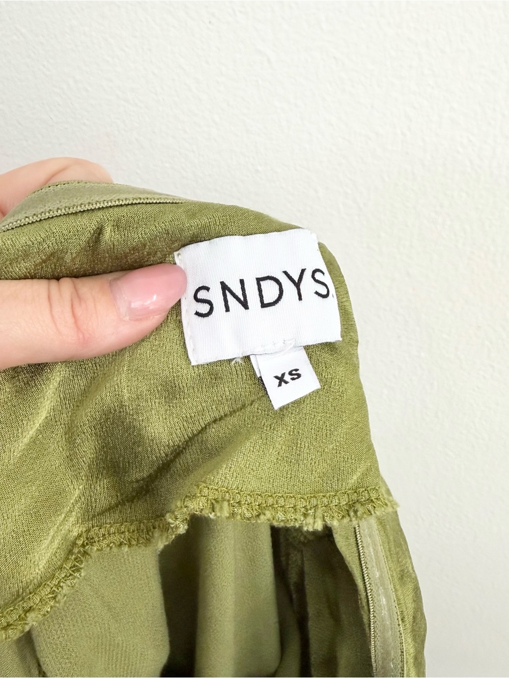 SNDYS x REVOLVE Angel Strapless Midi Dress Olive XS - Picture 4 of 6